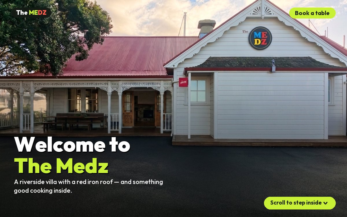 The Medz website, showing the riverside villa and its welcome screen